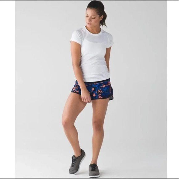 Lululemon Speed Short (H2O)
Paint Storm Harbor Blue Multi / Black - Picture 8 of 11